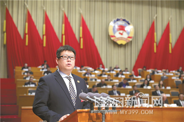 用“金点子”“好方子”服务科学决策