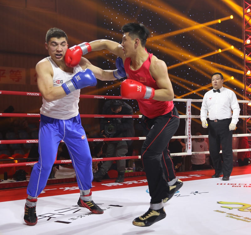 我就是拳王全国总决赛盛大开赛夏刚力克非洲“黑豹”