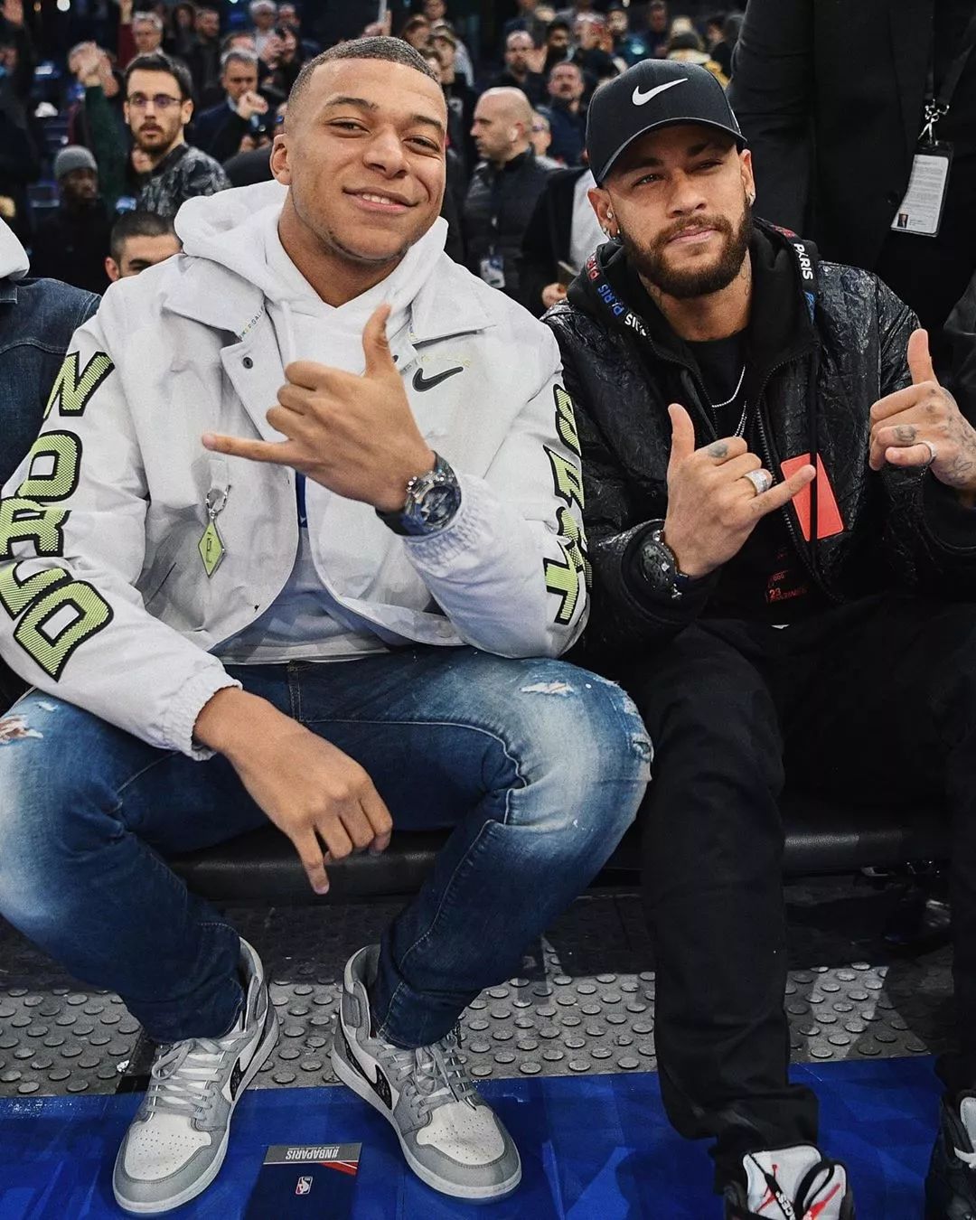 姆巴佩和内马尔的足球鞋是什么,2018世界杯决赛姆巴佩上脚球鞋