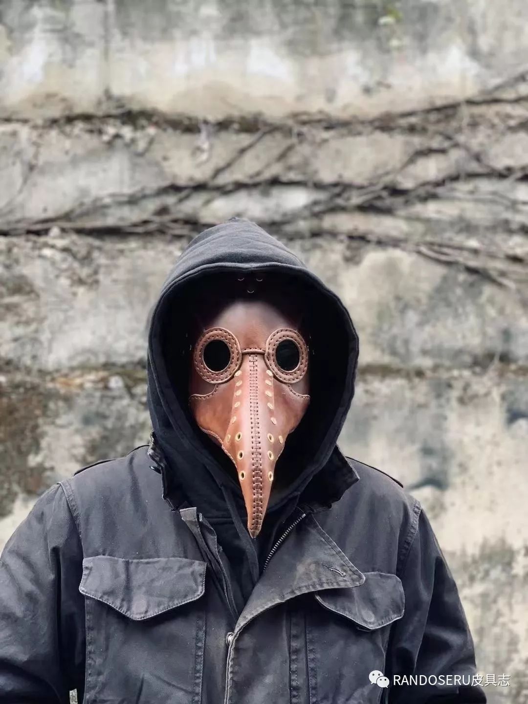 自制头戴式面具,用帽子制作蒙面面具