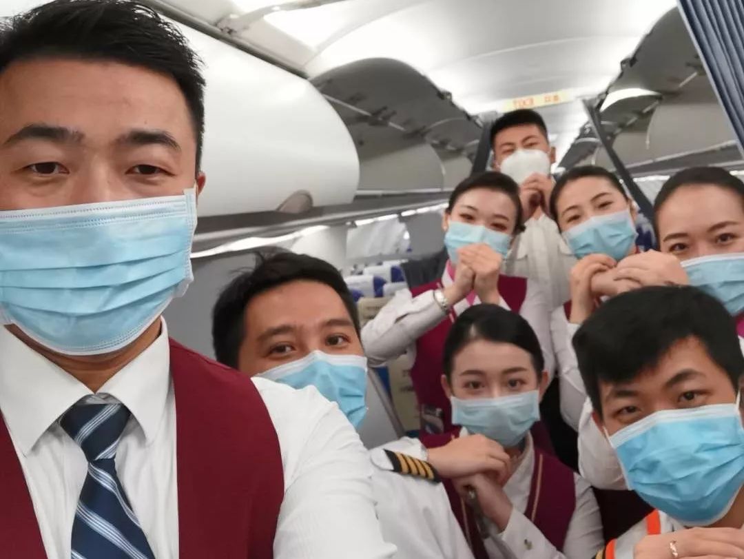 蓝天逆行者：WeAreCZForeignCabiners.我们是南航外籍乘务员
