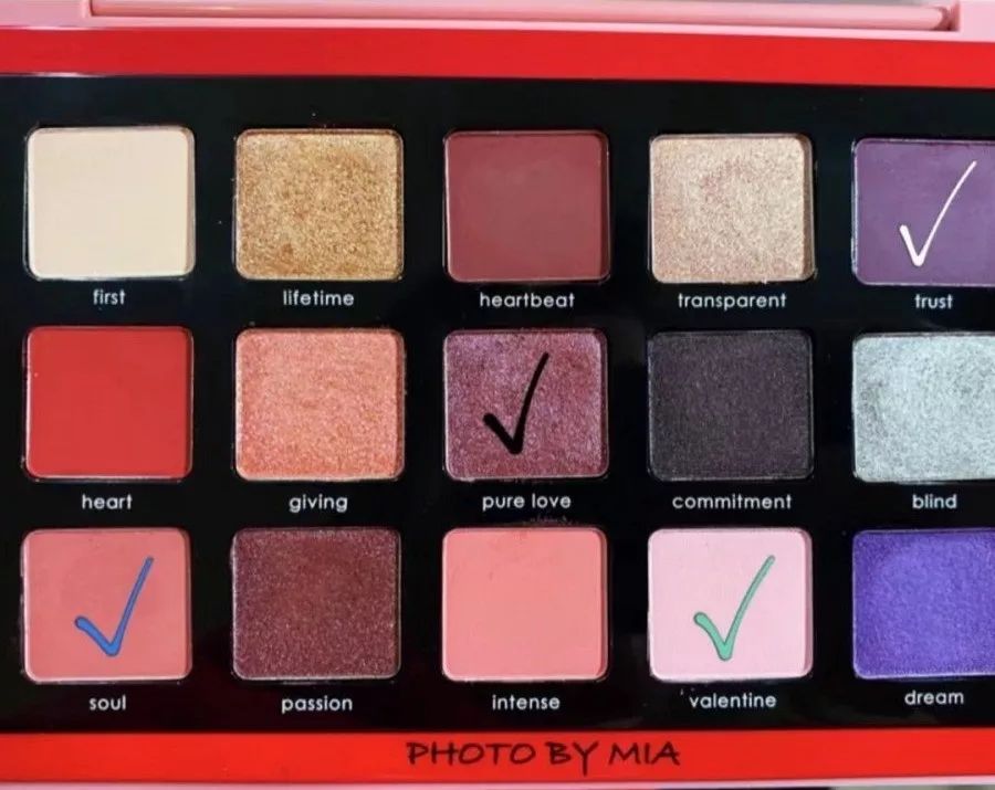 兰蔻2022情人节限定红丝绒小蛮腰,兰蔻黑桃红心丝绒限定