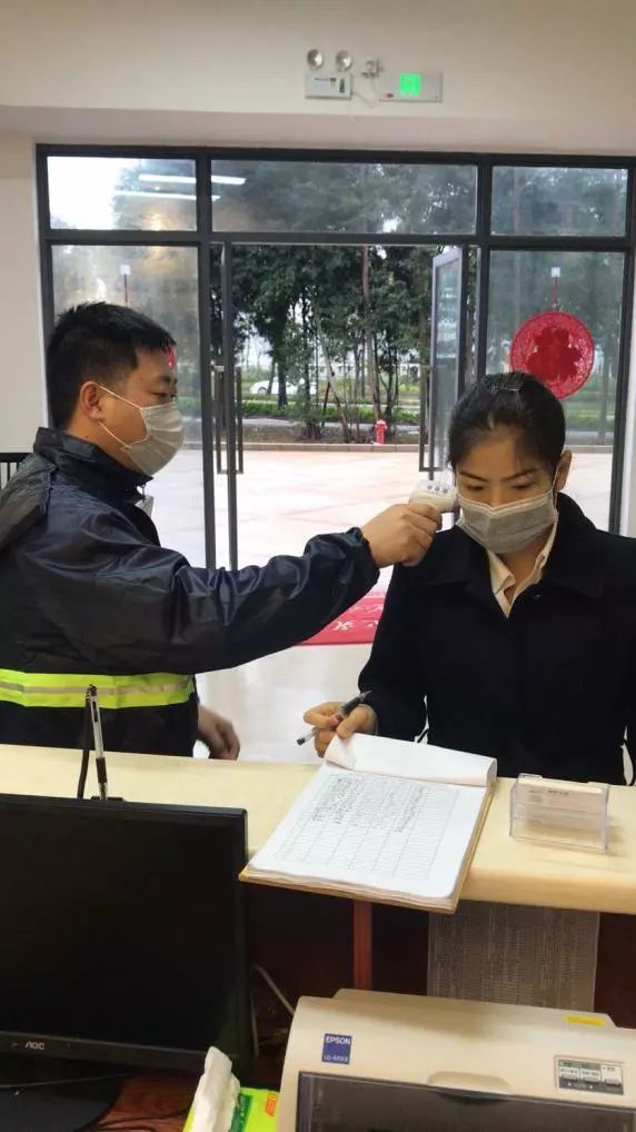 有没有羡慕别人家的物业,有一种羡慕别人家公司的福利