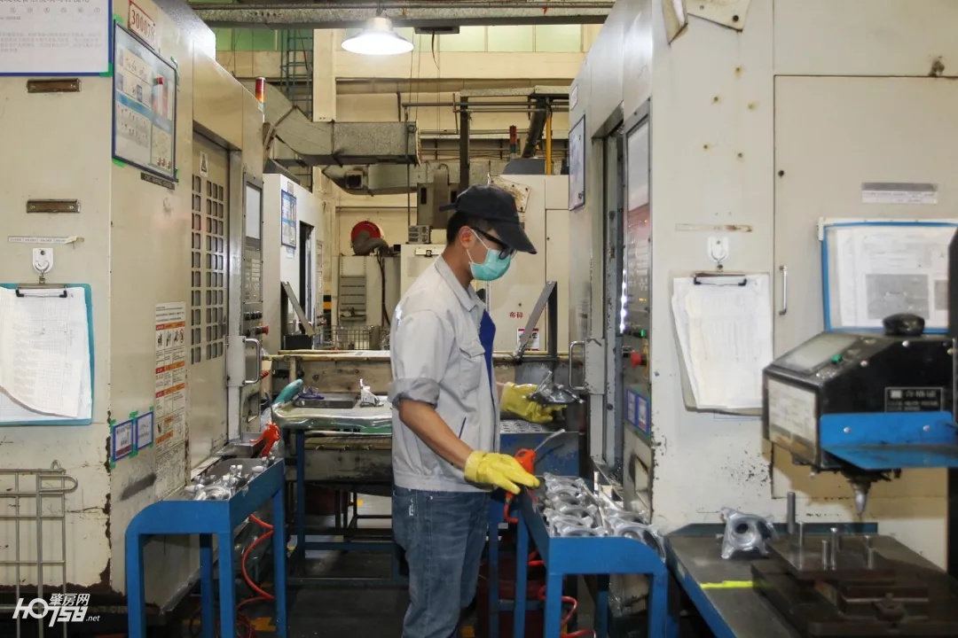 鍔犲己澶嶅伐浼佷笟鐤儏闃叉帶宸ヤ綔,鍔犲己浼佷笟澶嶄骇澶嶅伐鐤儏闃叉帶宸ヤ綔