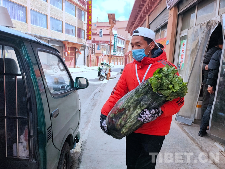 尼玛泽仁：您在家“防疫”我为您“跑腿”