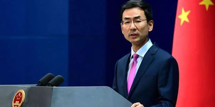 美方不承认中国五大新闻机构为新闻媒体，中方坚决反对