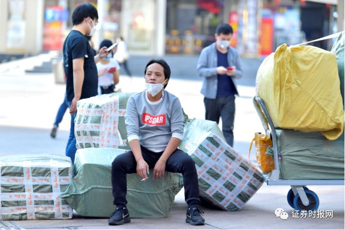 速度著称的深圳，复工速度如何？实探中国电子第一街：能忙的已经忙起来了