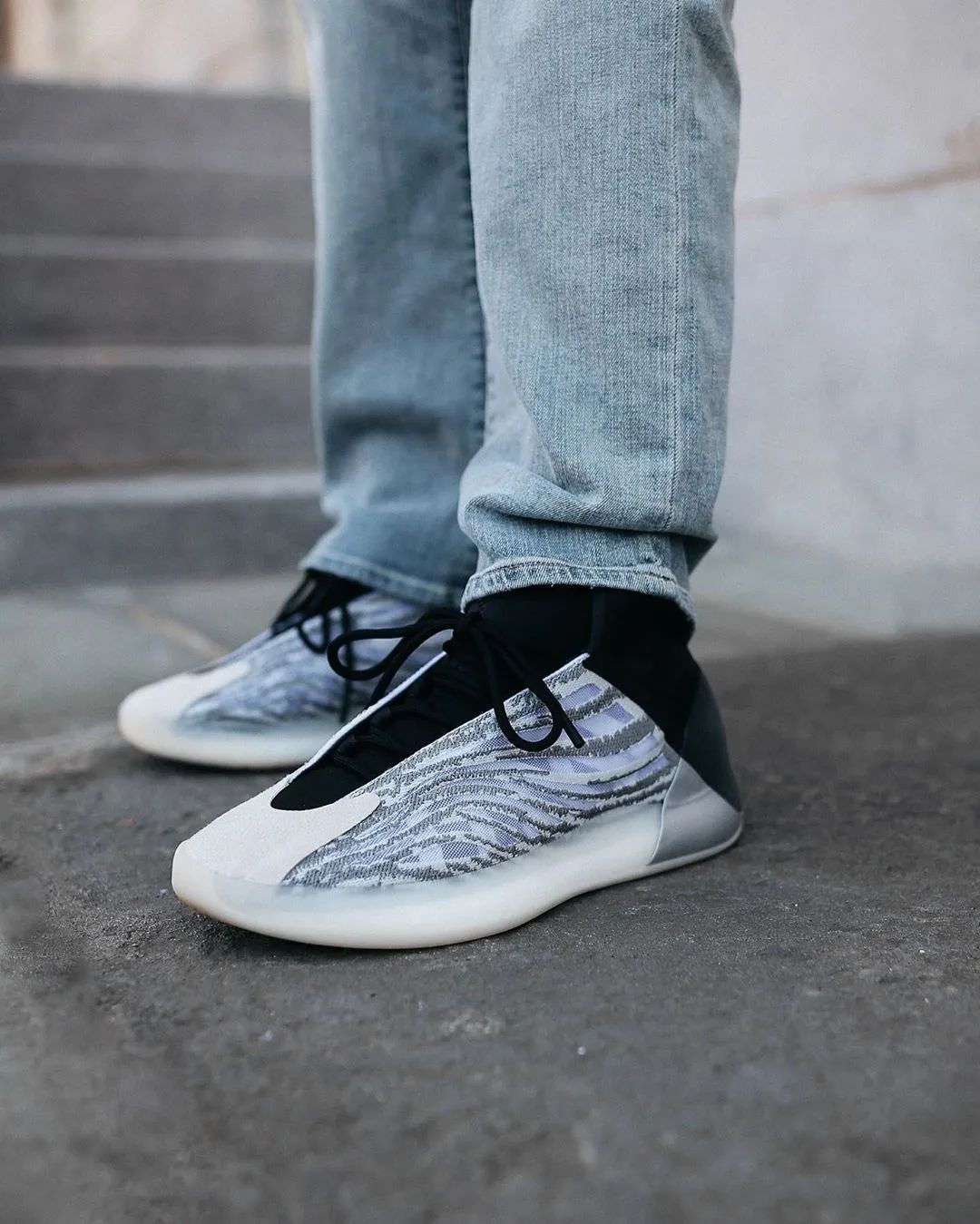 最近降价很多的鞋子,涨价最多的鞋子