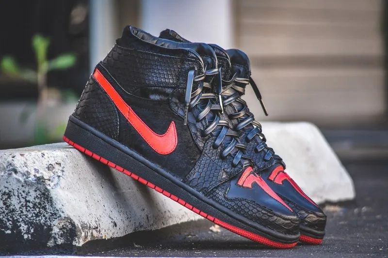 奥巴马的神鞋,特朗普的收藏球鞋