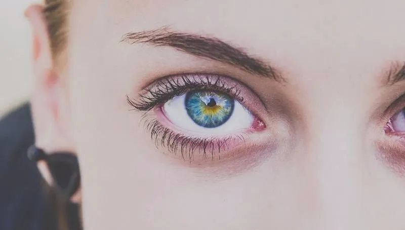 欧莱雅眼霜紫熨斗去眼纹,欧莱雅紫熨斗眼霜能祛干纹么