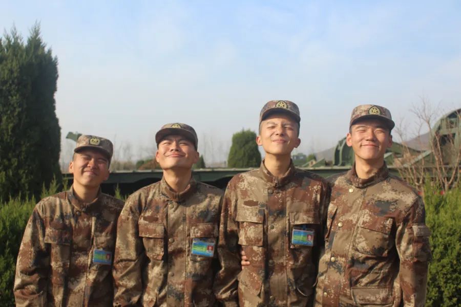 新兵战斗迷彩,新兵连的迷彩记