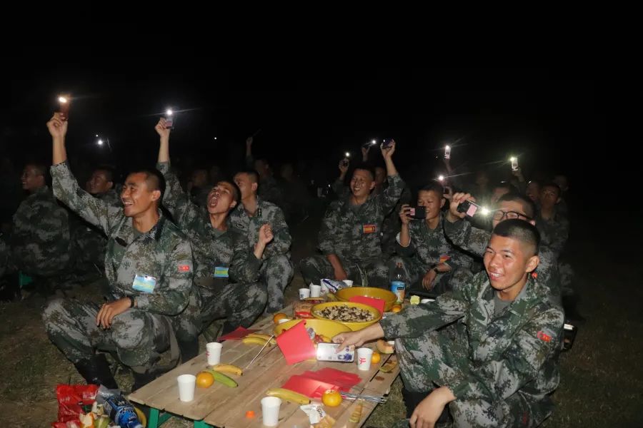 新兵战斗迷彩,新兵连的迷彩记