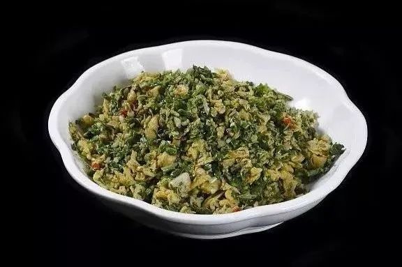 生吃香椿的危害到底有多大,吃香椿会不会有毒