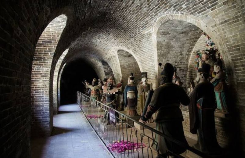 山西游学丨顺着汾河一路北上，彩塑与壁画的巅峰（5.1—5.5）