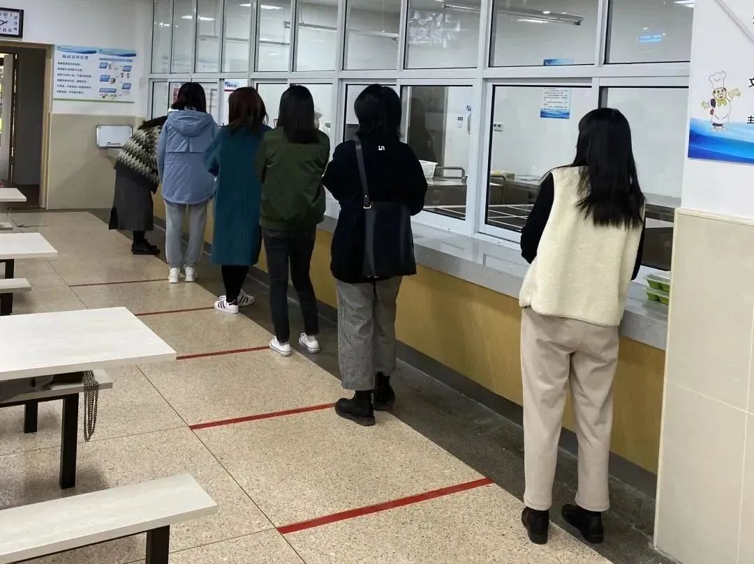 学校防疫知识培训拉开新学期序幕,开学步入快车道防疫细节需知晓