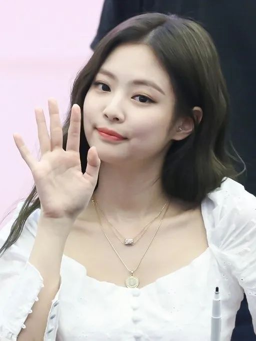 秋冬粉底液奶油肌推荐,春日奶油肌