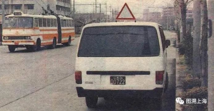 记忆公交车细节,记忆中的24路公交车