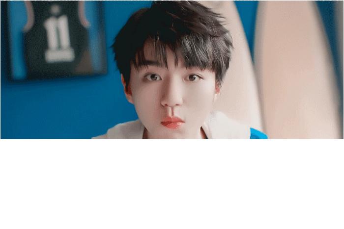 tfboys三周年王俊凯撩人,tfboys10周年王俊凯神图
