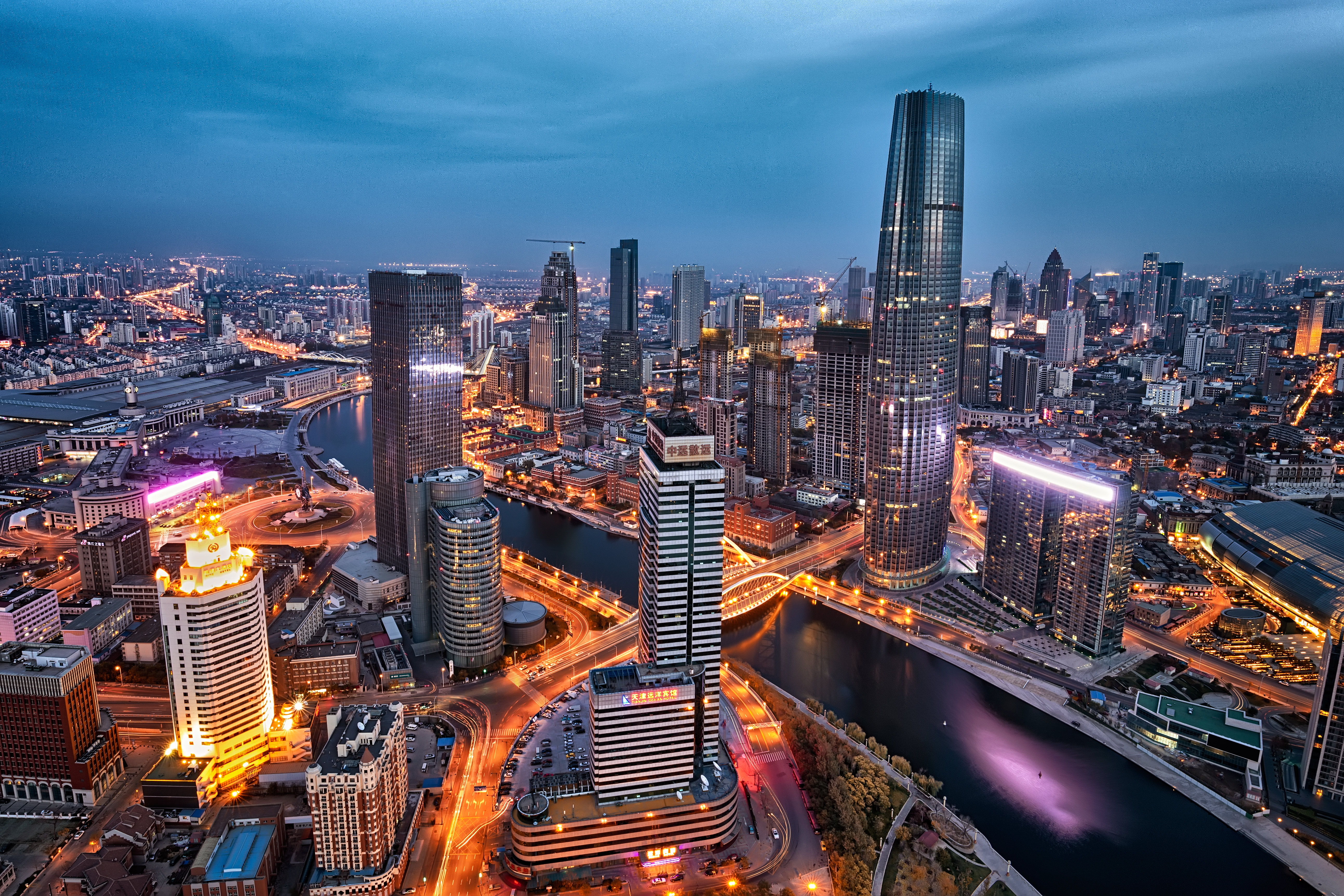 胡葆森与地产六君子,胡葆森负债多少钱