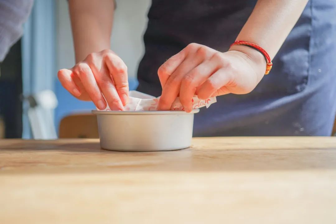 电饭锅芝士蛋糕最简单的做法,教你做现在超火的芝士蛋糕