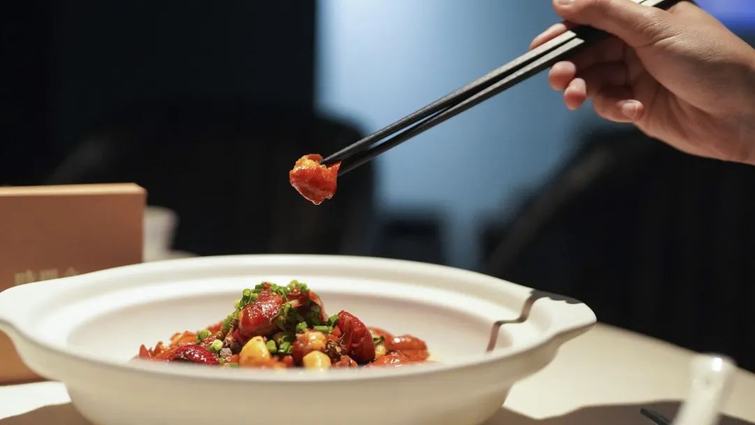 晚上千万不要一个人出去散步,晚上超过几点不要一个人出门