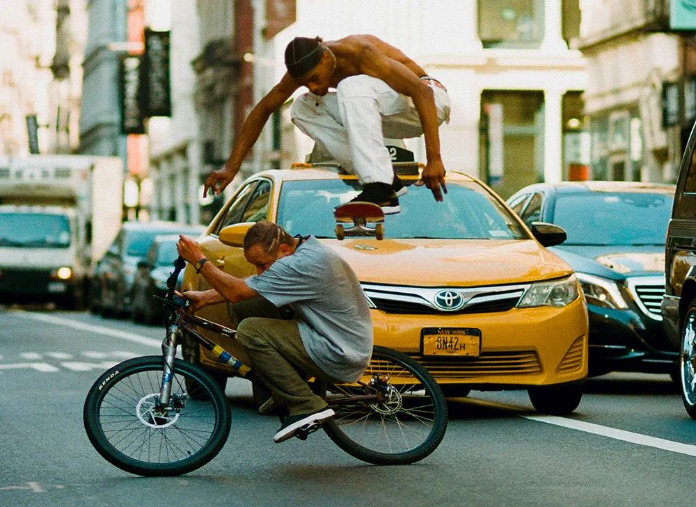 千禧一代新潮流：游戏中的行头绝不能比现实中的差