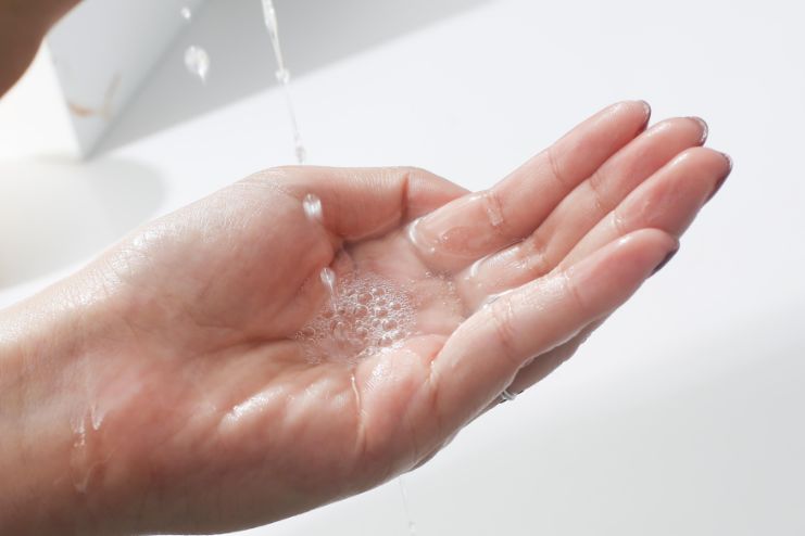 干皮痘肌护肤全过程,干皮痘肌精简护肤步骤