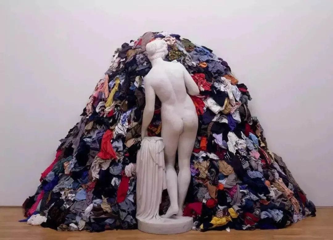 “贫穷艺术”创始人切兰特因新冠去世，这个并不贫穷的艺术运动为何伟大？