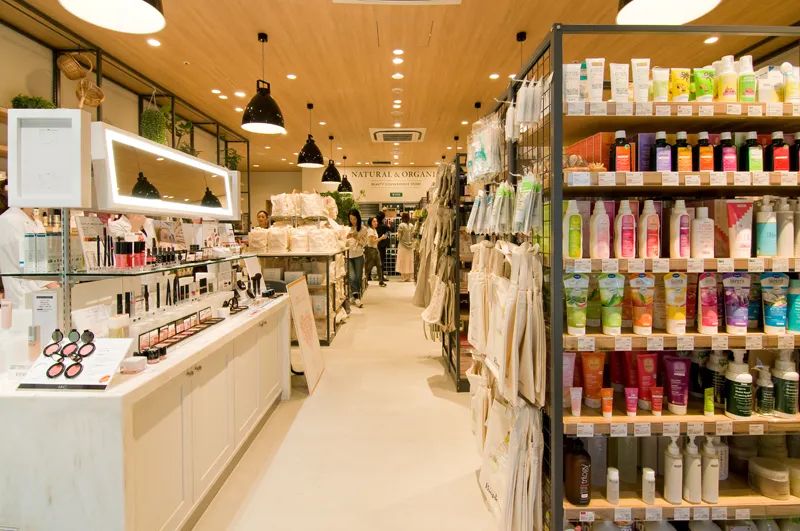 热门美妆集合店铺,人气美妆集合店