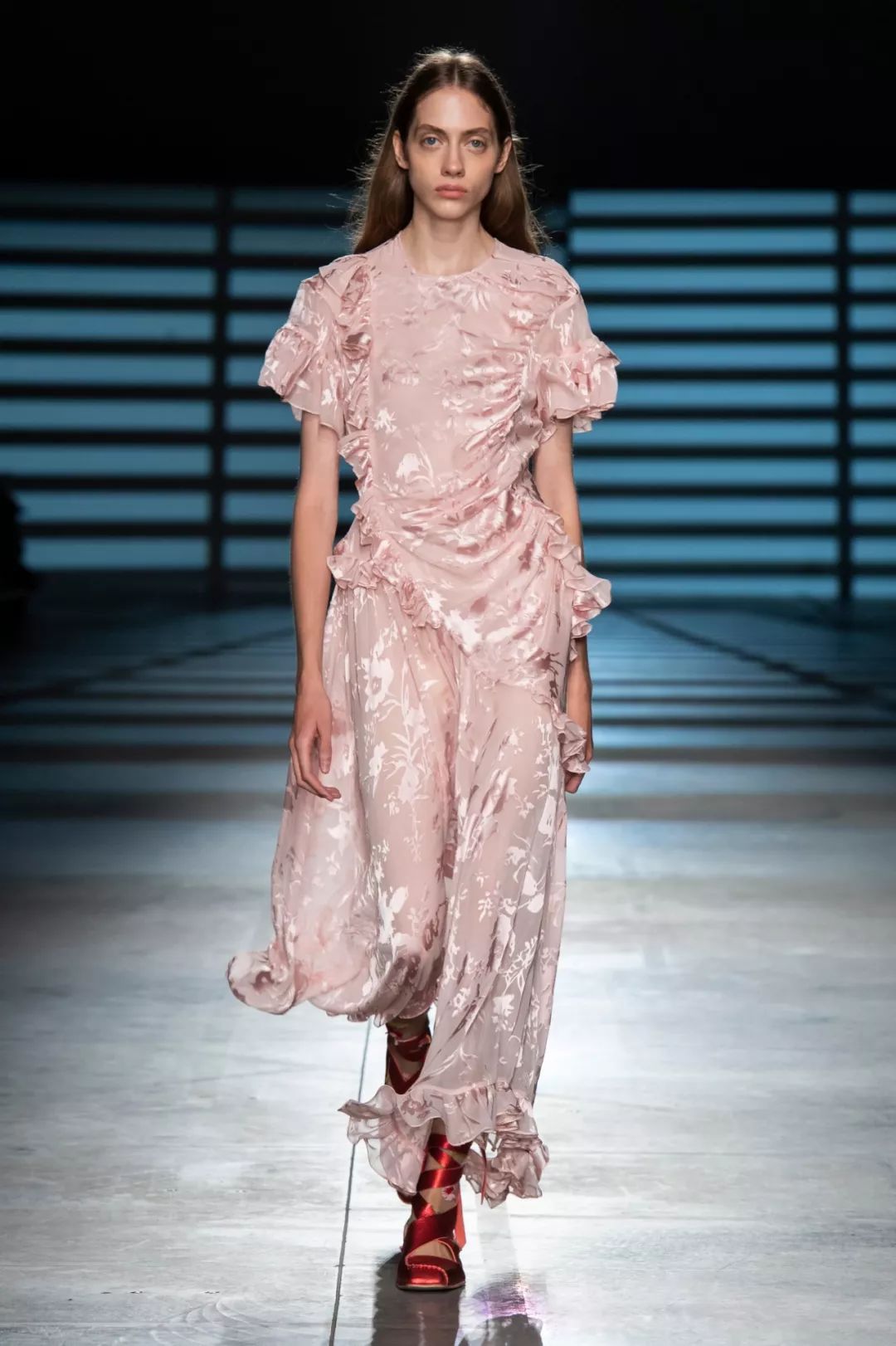 色彩趋势｜2020十大流行色彩趋势与搭配指南