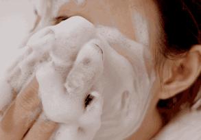 用什么洗脸抑制螨虫生长,用什么洗脸可以抑制螨虫生长