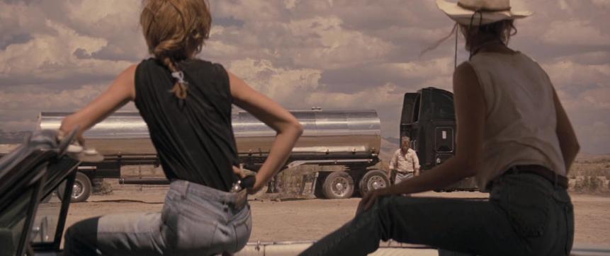 教科书般的公路片，看过的都对女主念念不忘