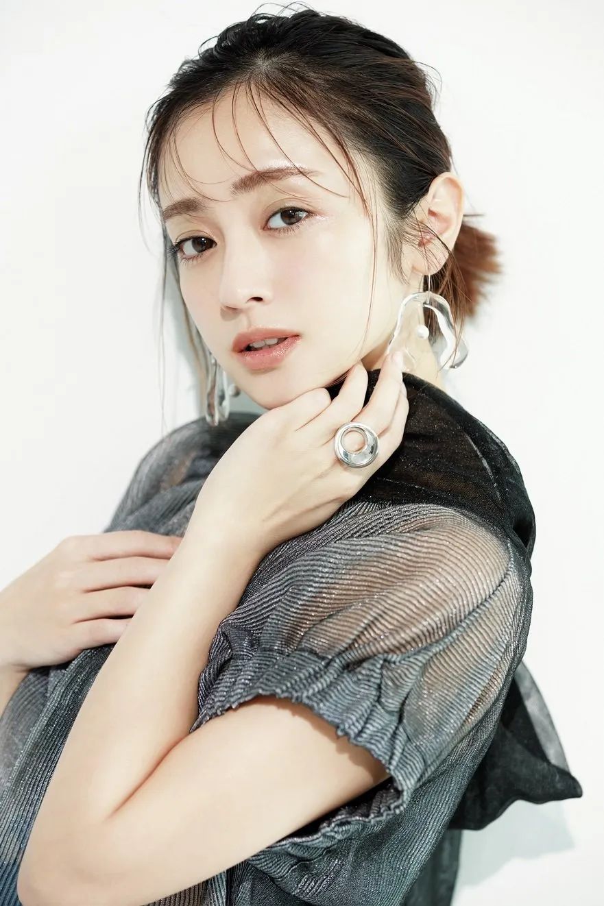 鏃ユ湰绗竴绔ユ槦缁撳,鏇剧粡鏃ユ湰绗竴绔ユ槦