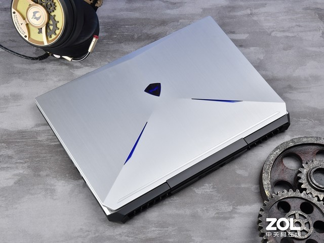 全面屏游戏本推荐机械师f117v猎鹰,机械师f117-v战龙测评