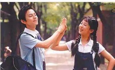 赠书|图书总销量2亿册，她比爸妈更懂青春期的孩子