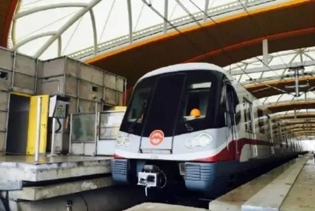 上海地铁胖头鱼号列车,上海地铁2号线西瓜线