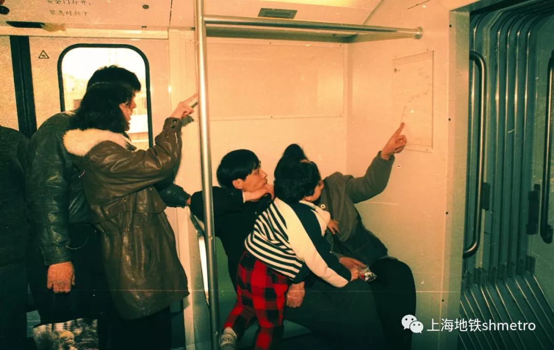 上海地铁胖头鱼号列车,上海地铁2号线西瓜线