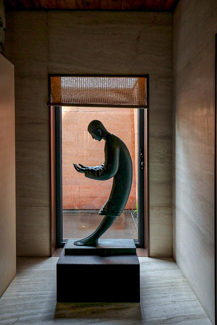 人均1280的餐厅,人均120的砂锅店