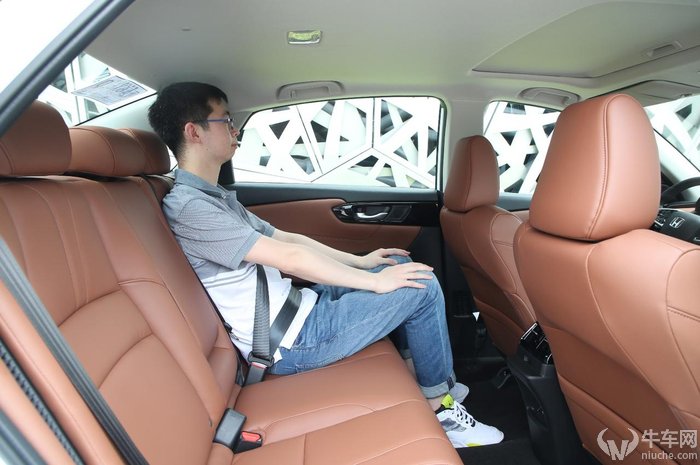 广汽本田凌派2019180turbocvt舒适版,试驾新款本田凌派锐混动