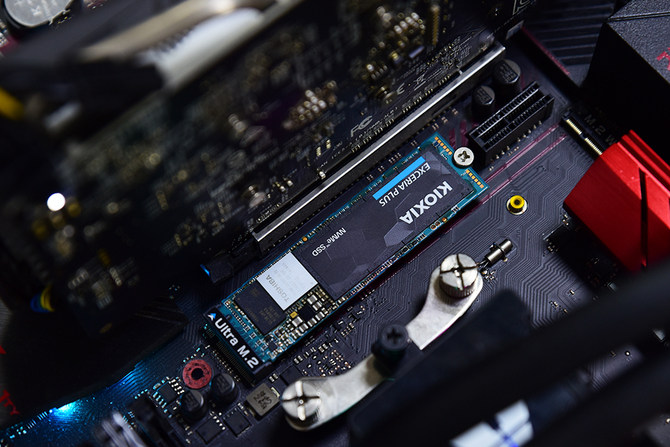 东芝tr200固态硬盘测评,东芝固态硬盘q和a系列哪个好