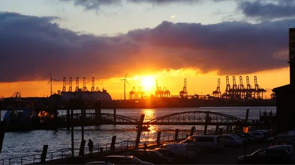 目前中国有哪些自由贸易港,自由贸易港百科