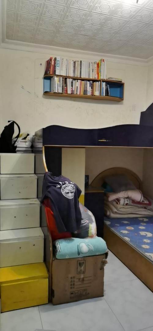 13岁男孩坠亡留遗书,学生校内坠亡生前留有两封遗书