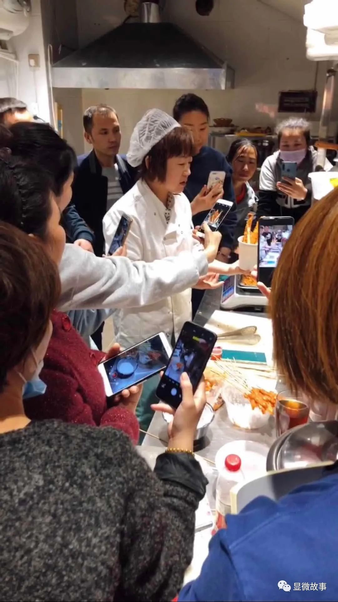 地摊炸串怎么赚钱,做地摊炸串生意能赚钱吗