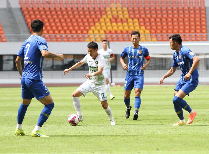 绿城新风采国际大舞台,绿城新球场