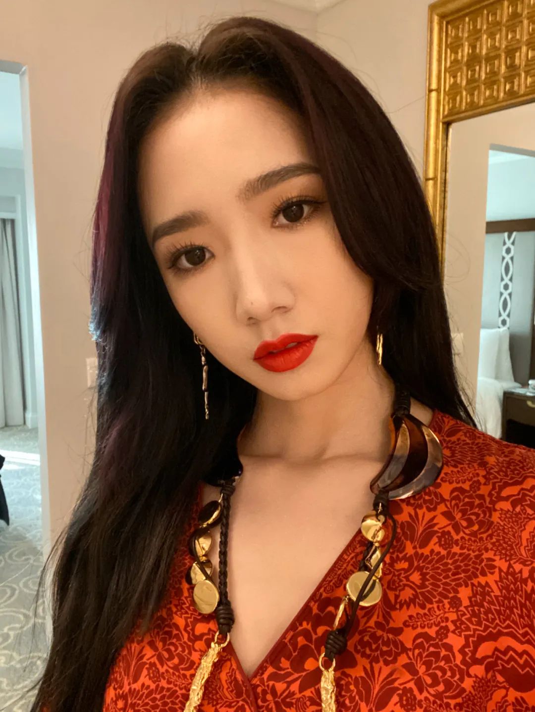 第一眼美女妆容可爱,第一眼美女惊艳妆容