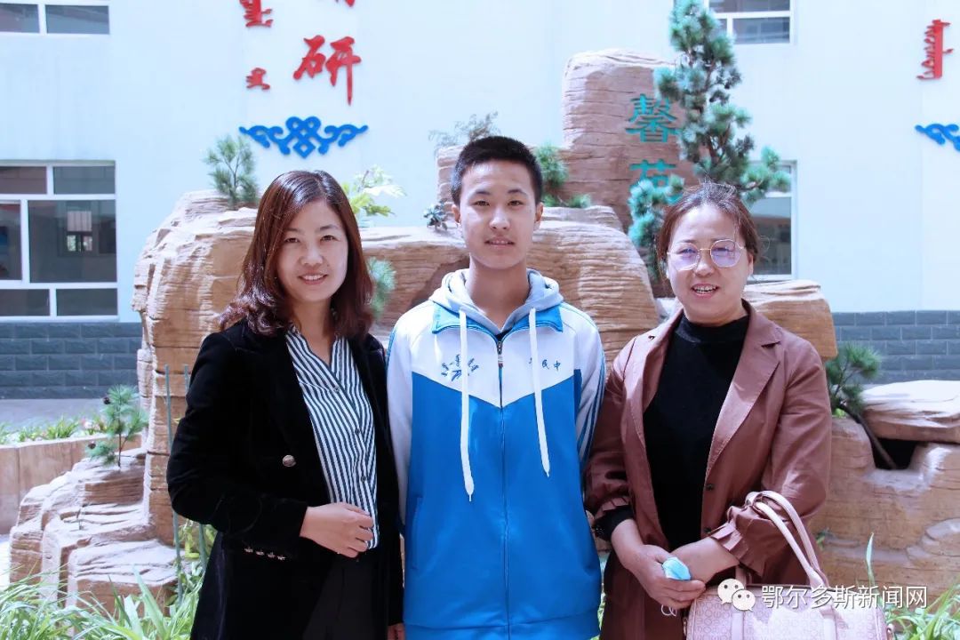 了不起东胜舞蹈,鄂尔多斯足球梦