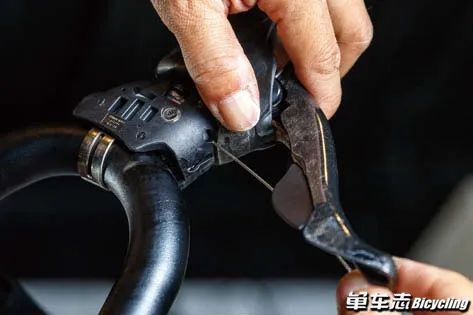 什么时候换刹车线,全刹变速线和刹车线多久一换