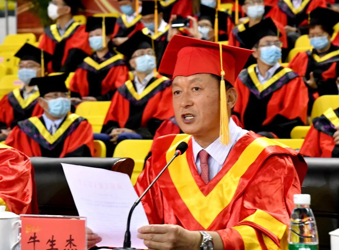 毕业季愿我们前程似锦顶峰相见,毕业后愿我们顶峰相见