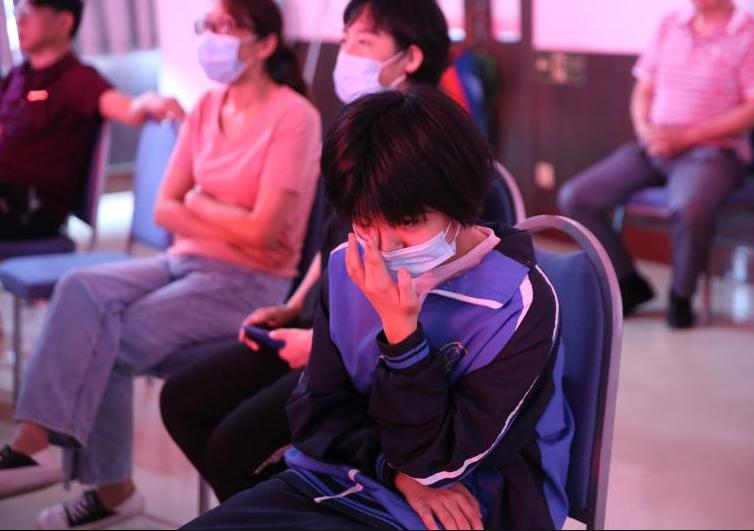 扎根人民才能让你茁壮成长,扎根人民唱响时代主旋律