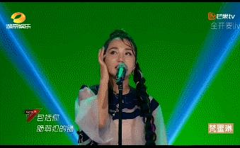 让《男人装》脱销的性感妖姬，如今更绝了